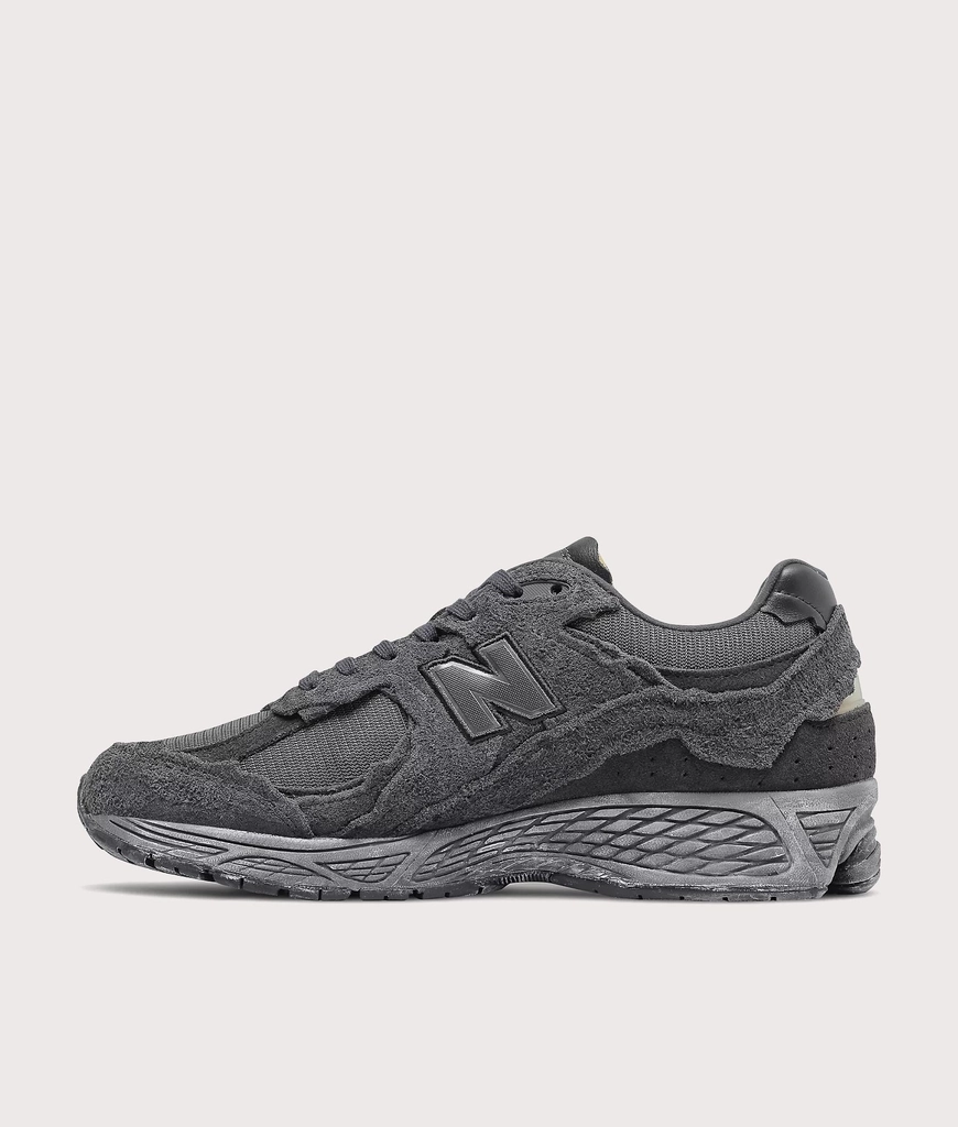 New Balance Mens 2002R Protection Pack Sneakers